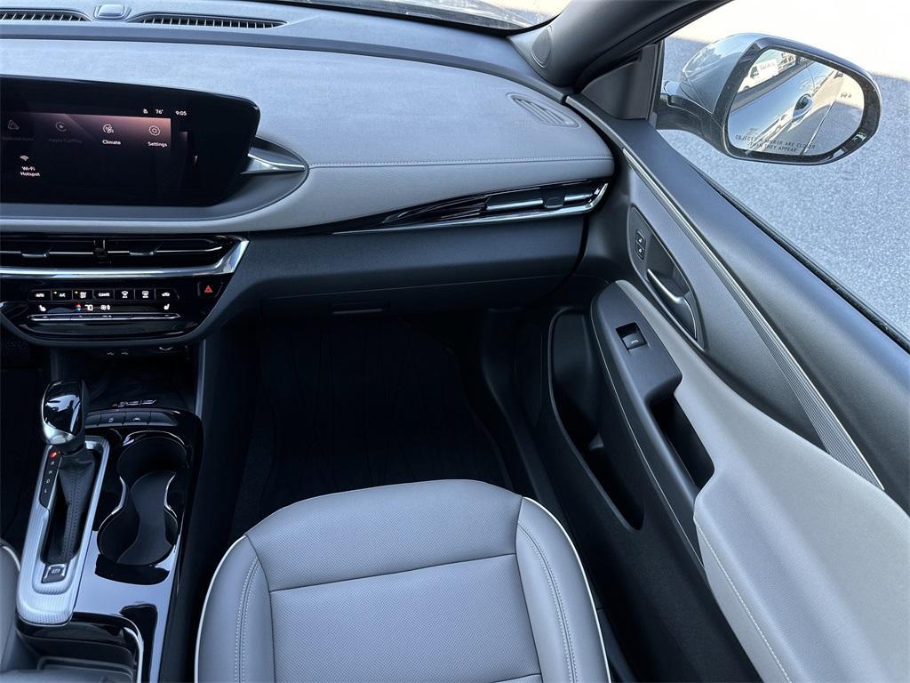 new 2025 Buick Envista car, priced at $29,219