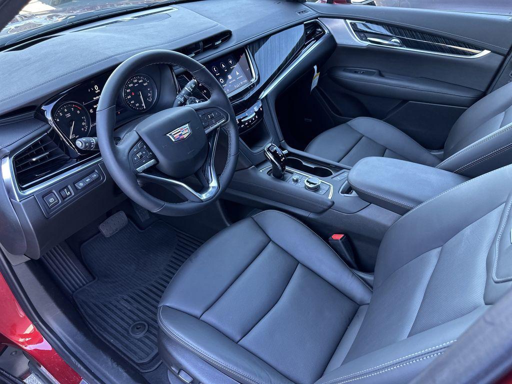 new 2025 Cadillac XT6 car, priced at $59,245