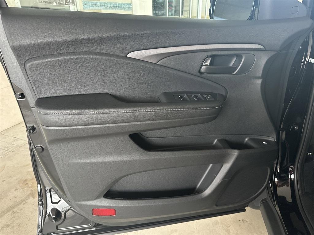 used 2025 Honda Ridgeline car, priced at $33,241