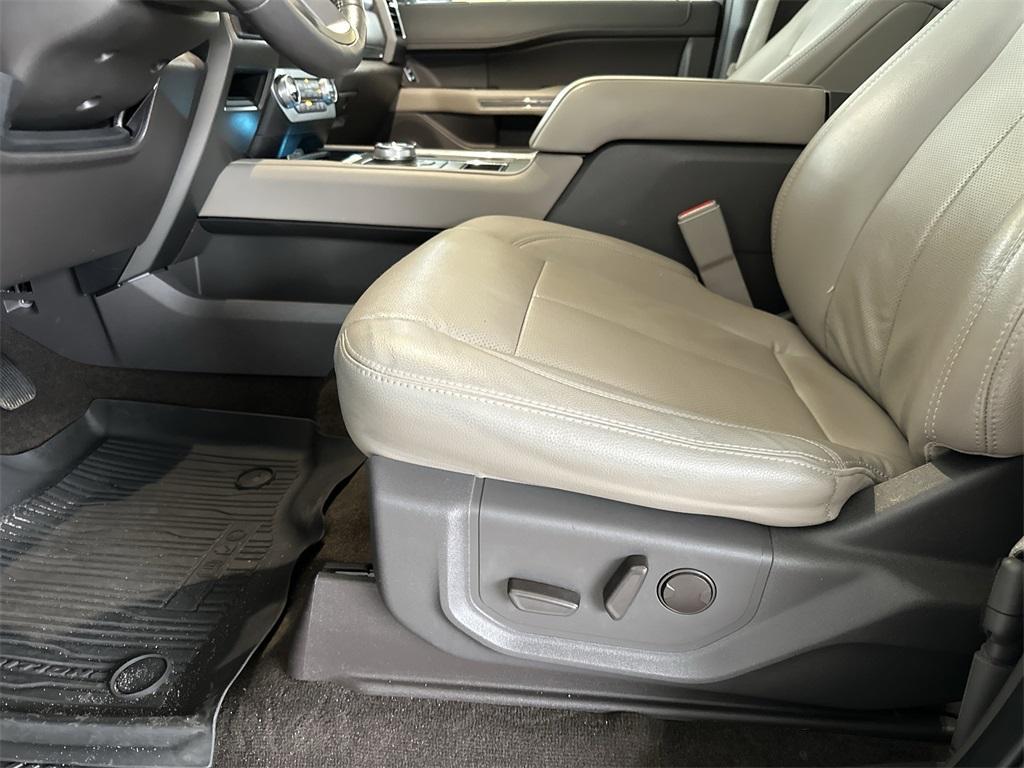 used 2020 Ford Expedition car, priced at $30,842
