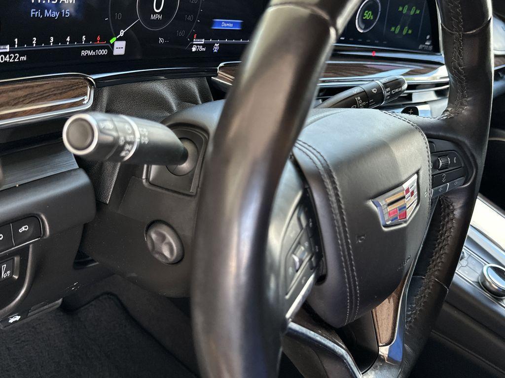used 2022 Cadillac Escalade ESV car, priced at $62,420