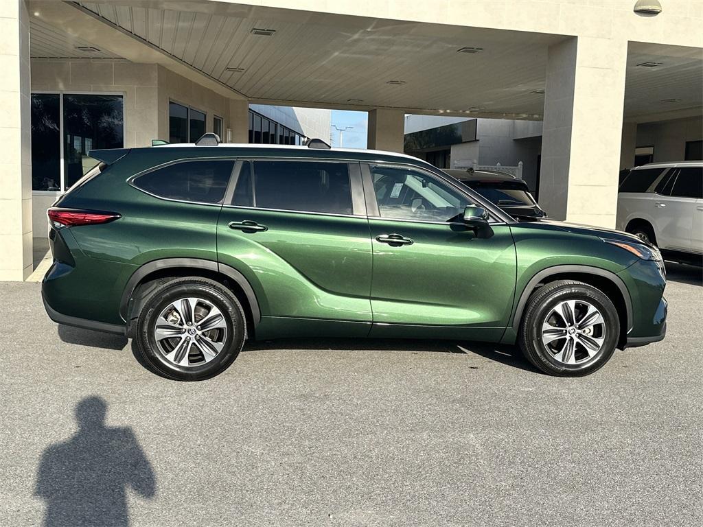 used 2023 Toyota Highlander car, priced at $36,541