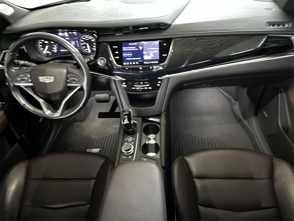 used 2022 Cadillac XT6 car, priced at $29,982