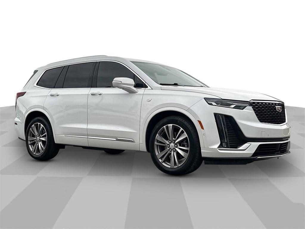 used 2022 Cadillac XT6 car, priced at $29,982