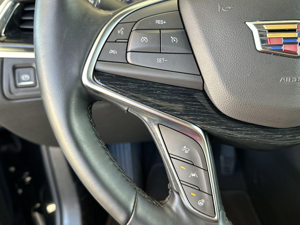 used 2025 Cadillac XT5 car, priced at $42,452