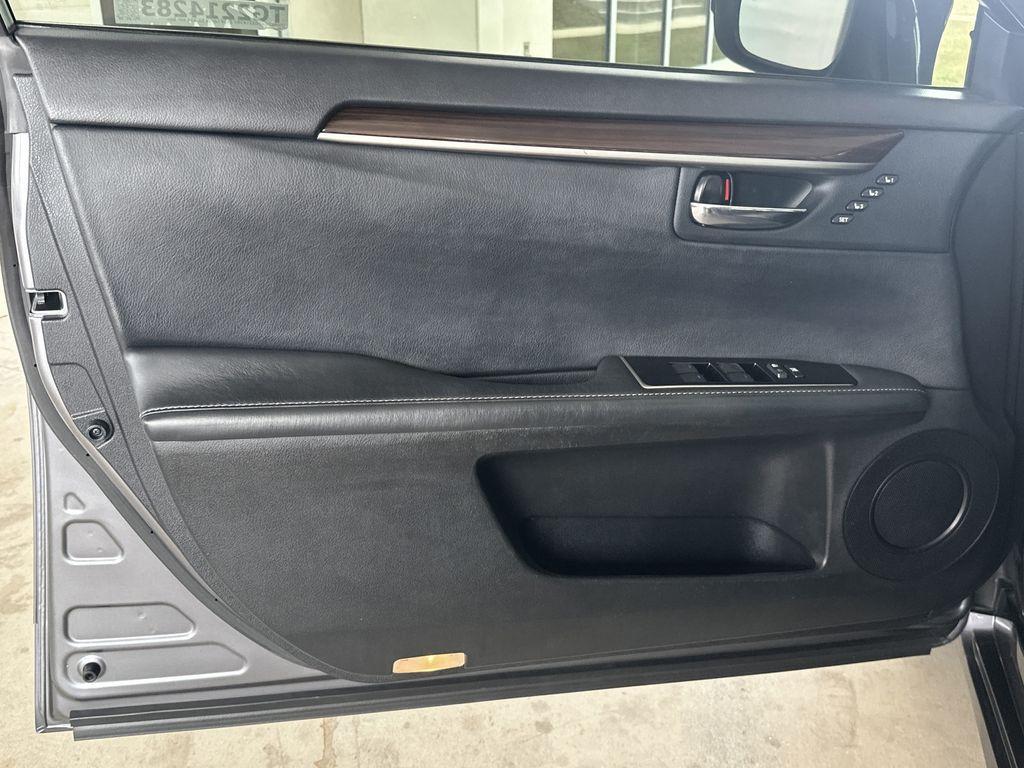 used 2016 Lexus ES 350 car, priced at $19,103