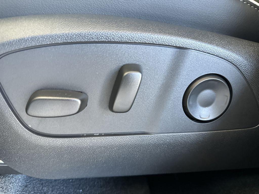 new 2026 Buick Enclave car, priced at $52,422