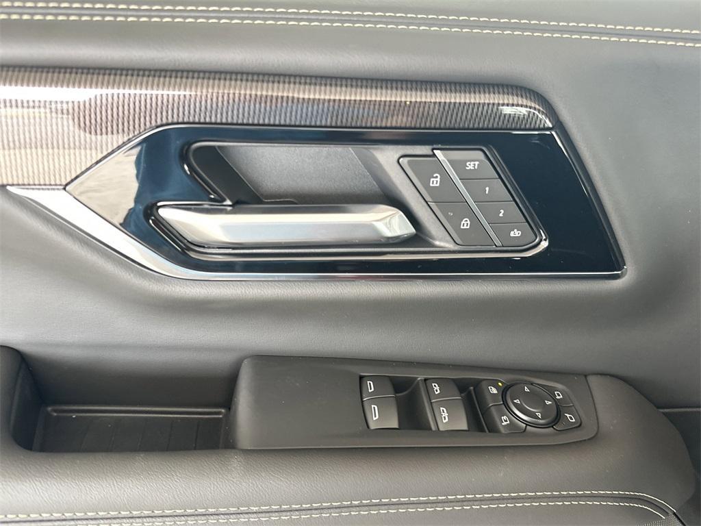 new 2026 GMC Yukon car, priced at $76,155