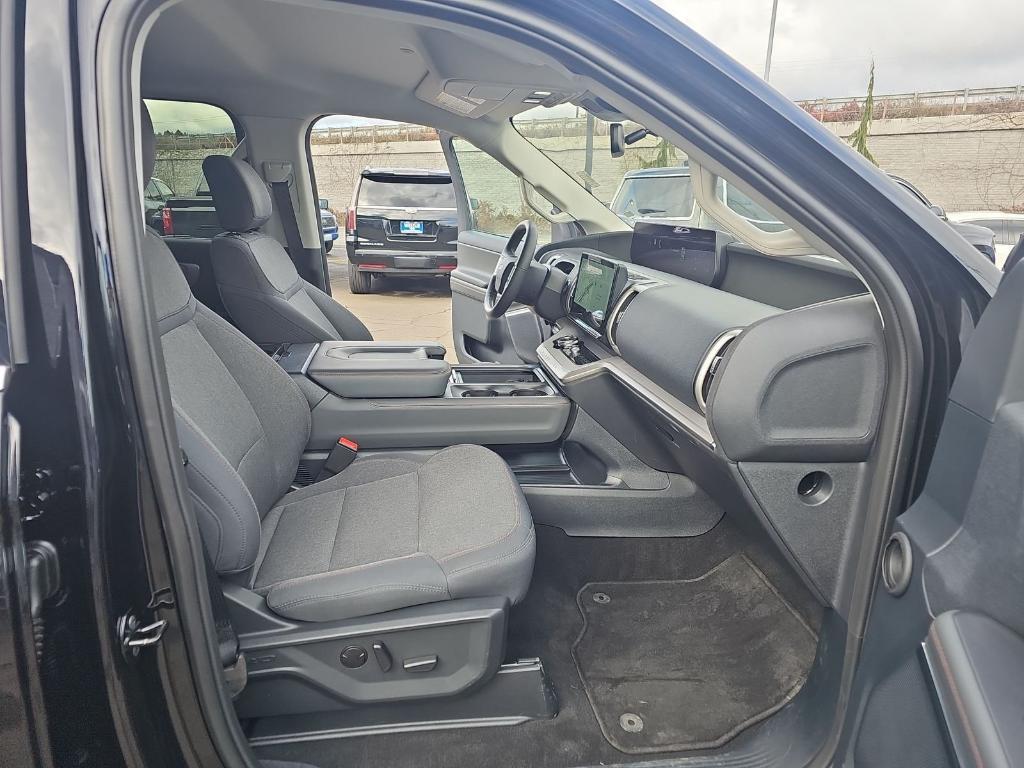 used 2025 Ford Expedition Max car, priced at $63,086