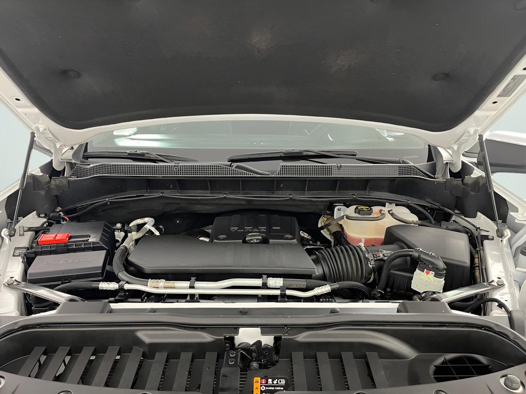used 2024 Chevrolet Silverado 1500 car, priced at $37,582
