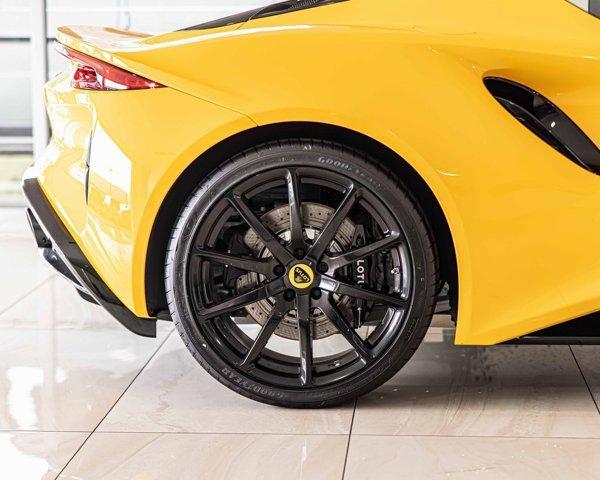 new 2025 Lotus Emira car