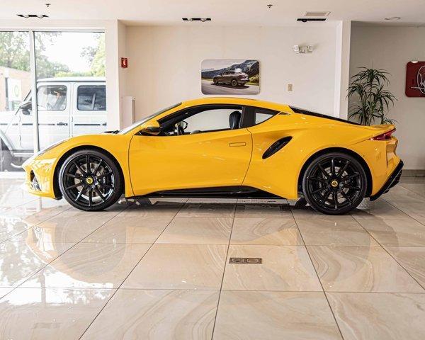 new 2025 Lotus Emira car