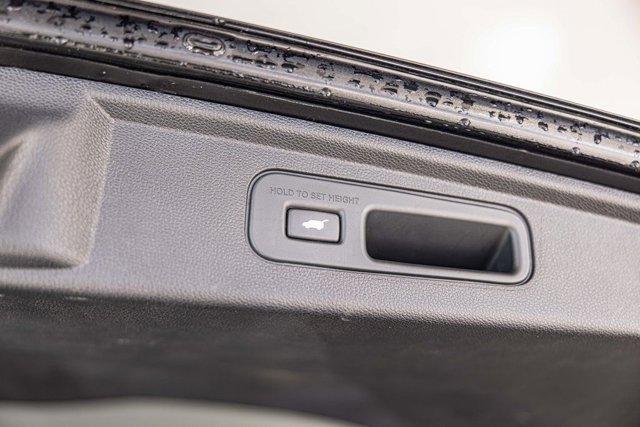 used 2023 Honda Odyssey car, priced at $35,999