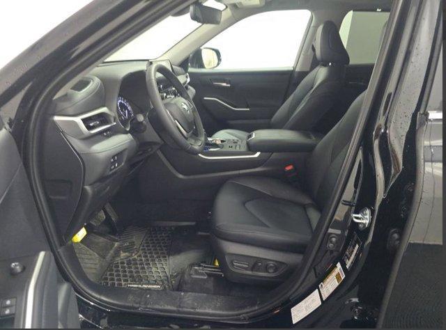 used 2026 Toyota Highlander car, priced at $48,999