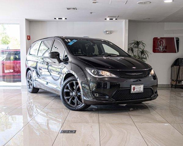 used 2019 Chrysler Pacifica car, priced at $16,999