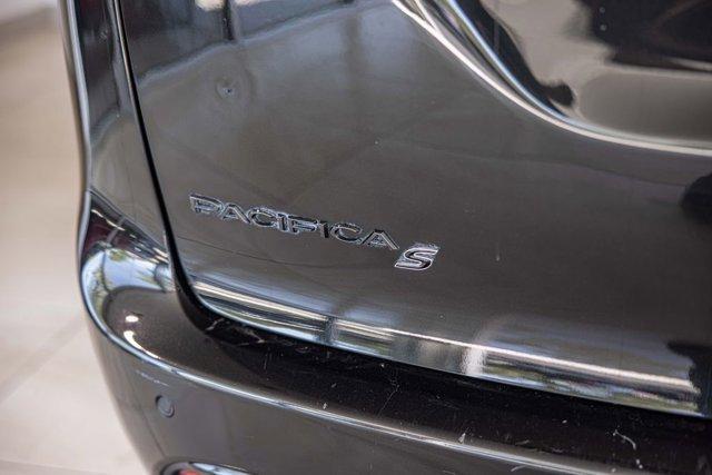 used 2019 Chrysler Pacifica car, priced at $16,999