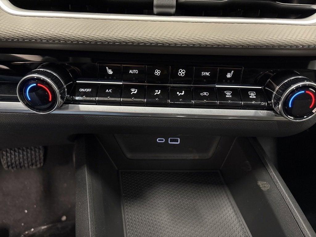 new 2026 Chevrolet Equinox car, priced at $31,590