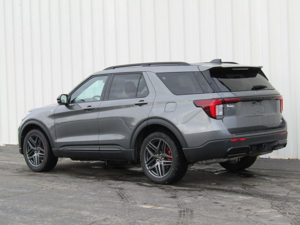 used 2025 Ford Explorer car, priced at $38,995