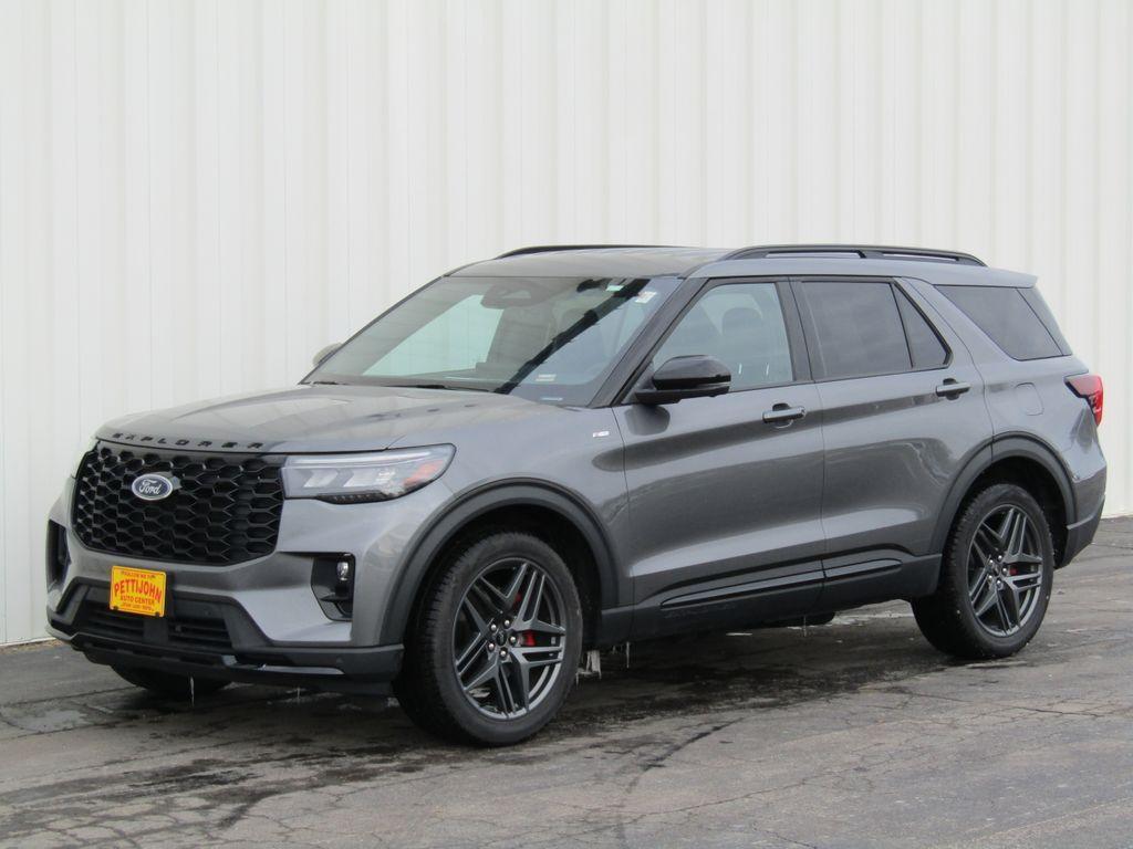used 2025 Ford Explorer car, priced at $38,995