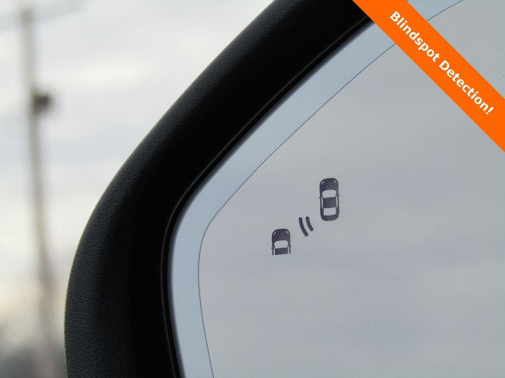 used 2025 Ford Explorer car, priced at $38,995