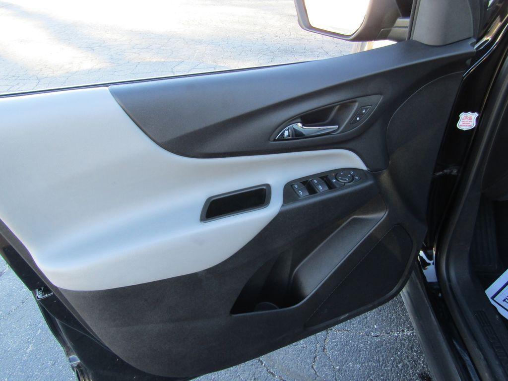 used 2023 Chevrolet Equinox car, priced at $19,500