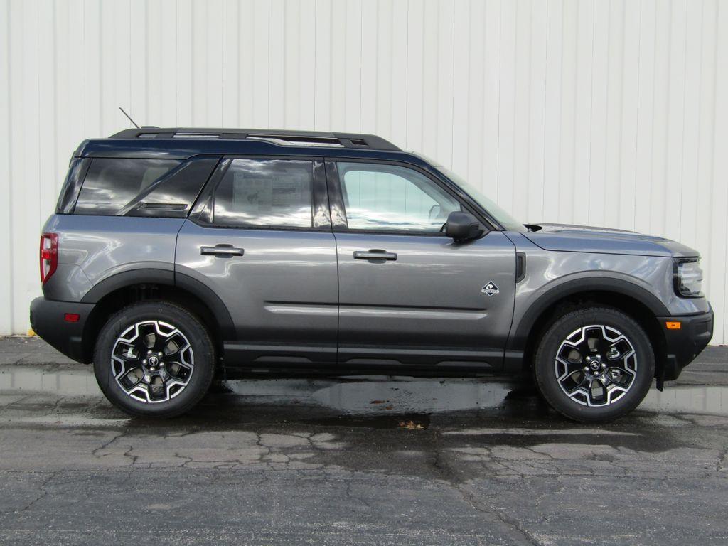 new 2025 Ford Bronco Sport car, priced at $38,980