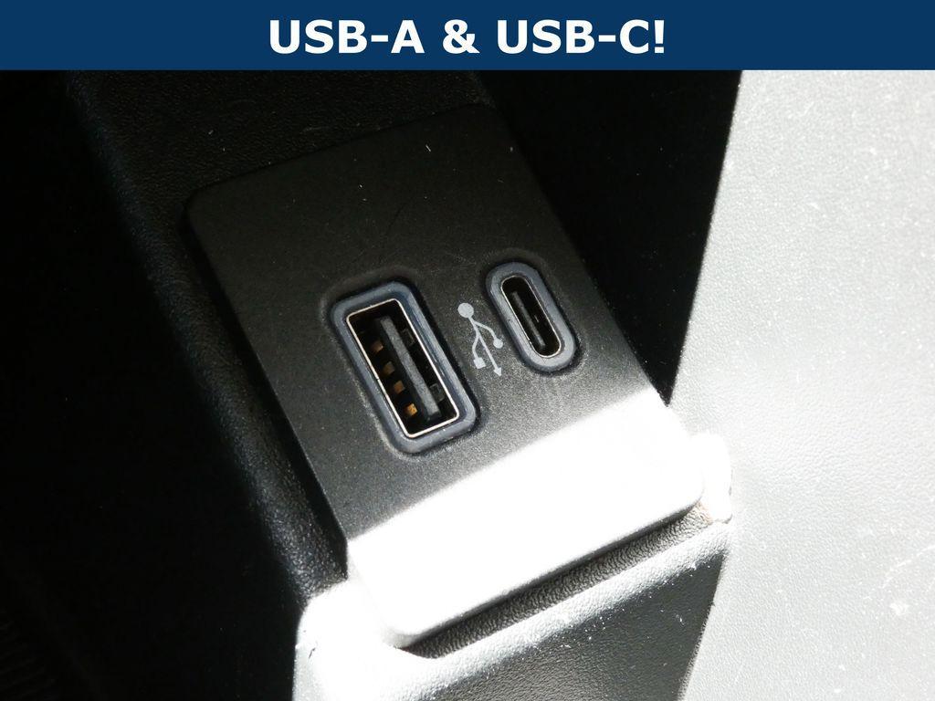 used 2024 Ford Edge car, priced at $21,500