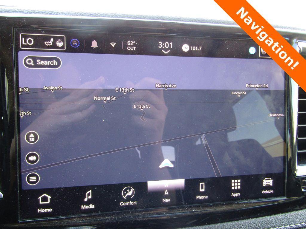 used 2024 Chrysler Pacifica car, priced at $29,500