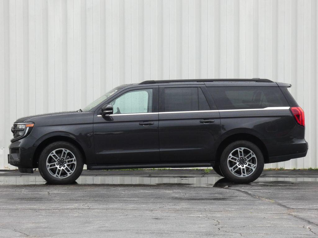 used 2025 Ford Expedition Max car, priced at $61,500