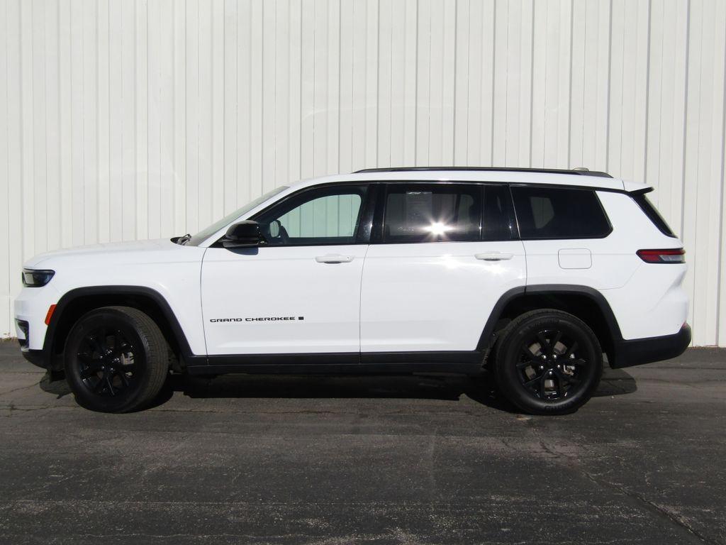used 2024 Jeep Grand Cherokee L car, priced at $29,500