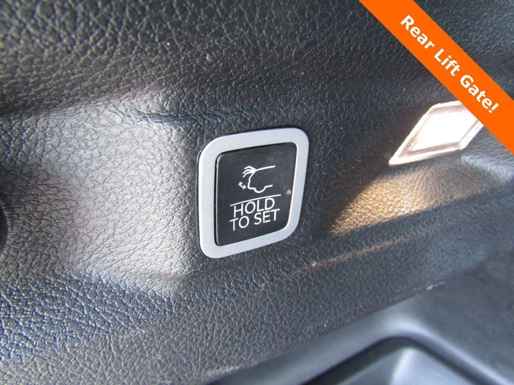 used 2024 Jeep Grand Cherokee L car, priced at $29,500