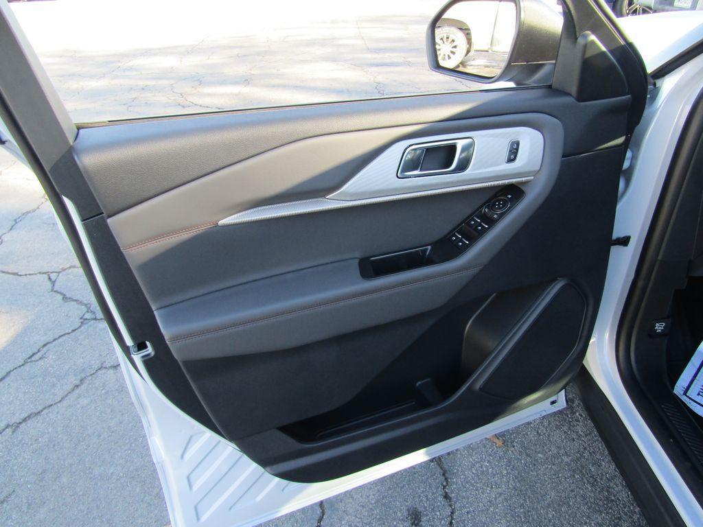 new 2026 Ford Explorer car, priced at $41,280