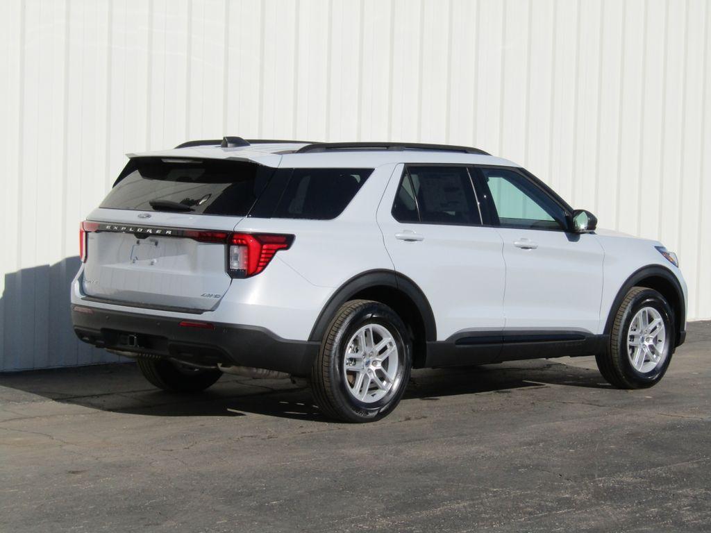 new 2026 Ford Explorer car, priced at $41,280