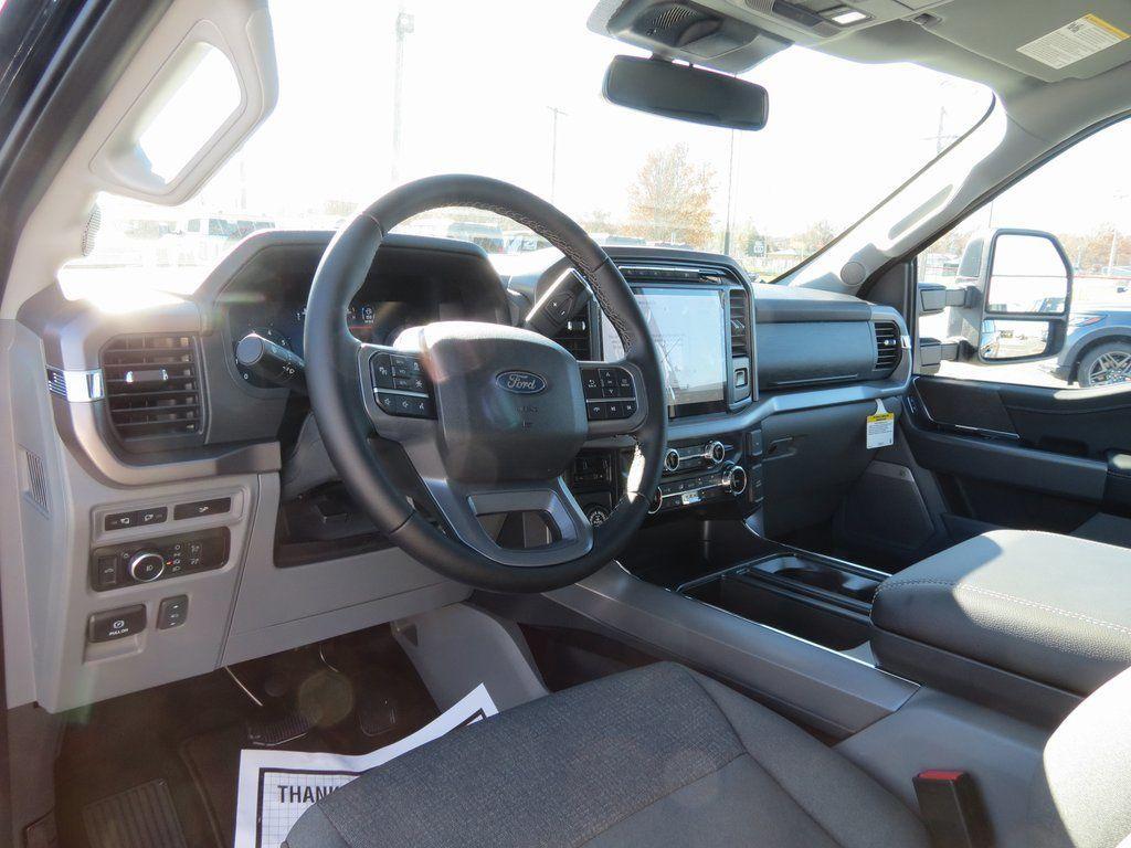 new 2024 Ford F-150 car, priced at $53,000