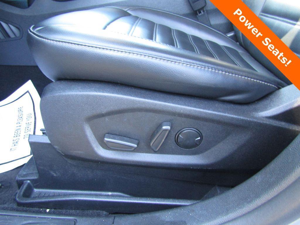 used 2024 Ford Edge car, priced at $27,500