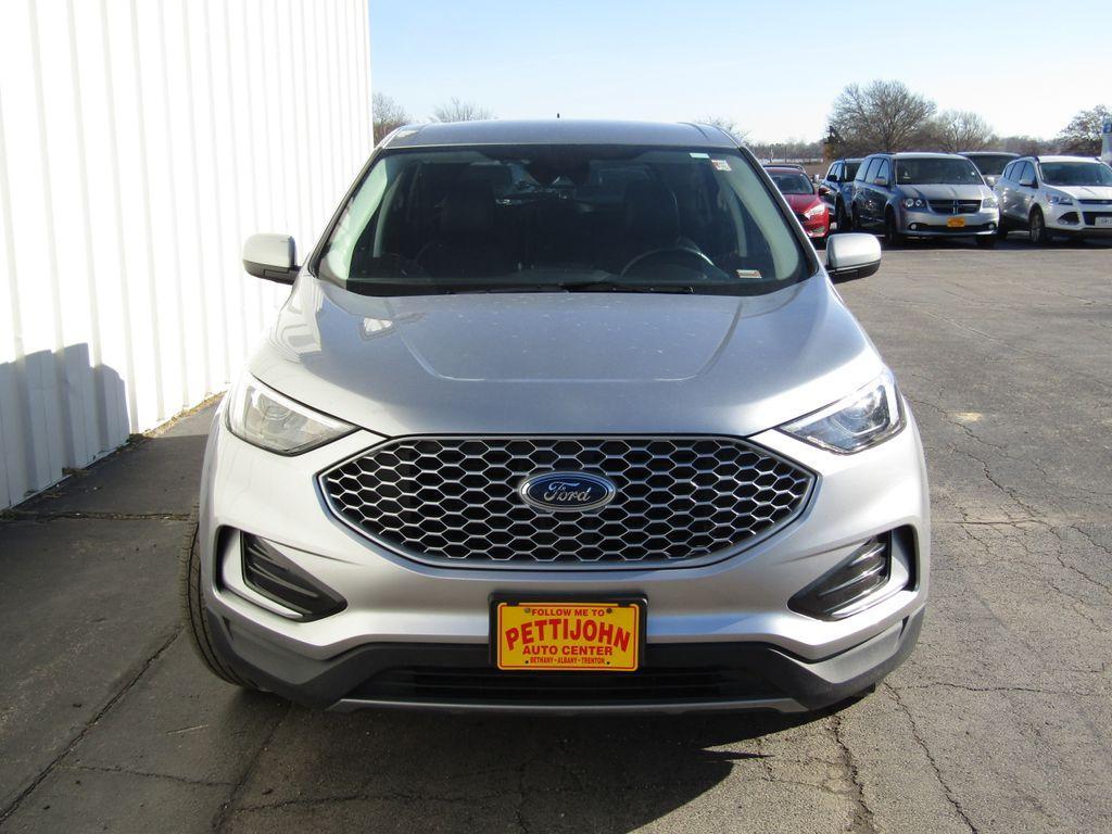 used 2024 Ford Edge car, priced at $27,500