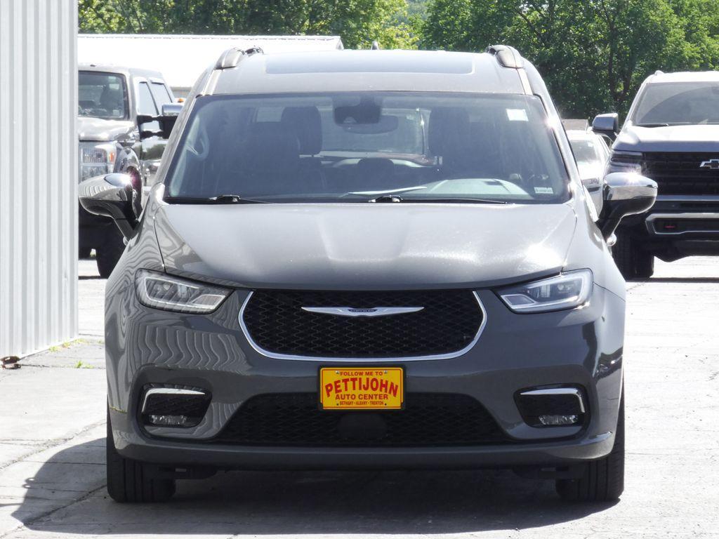 used 2023 Chrysler Pacifica car, priced at $29,000