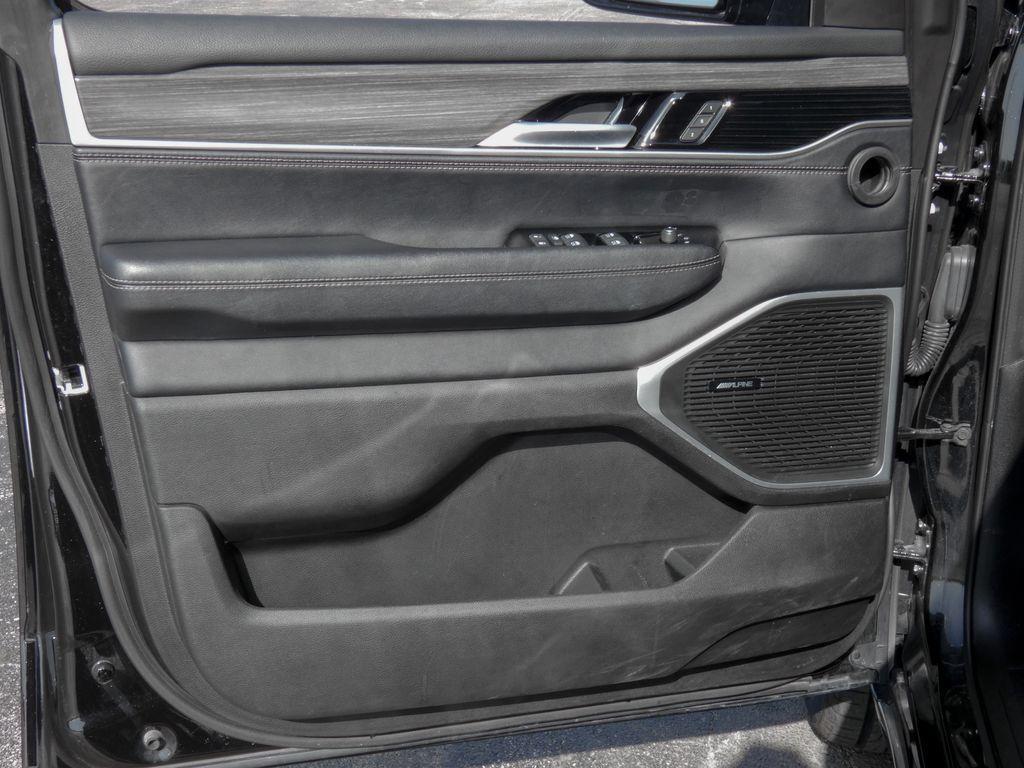 used 2024 Jeep Wagoneer car, priced at $39,995