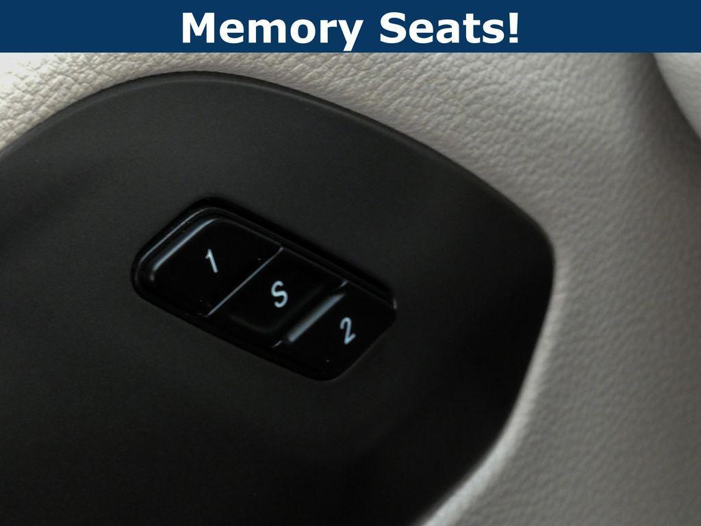 used 2023 Chrysler Pacifica car, priced at $23,995