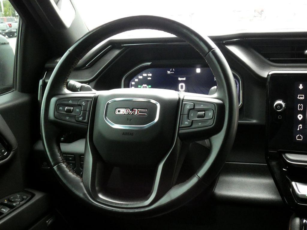 used 2023 GMC Sierra 1500 car, priced at $44,387