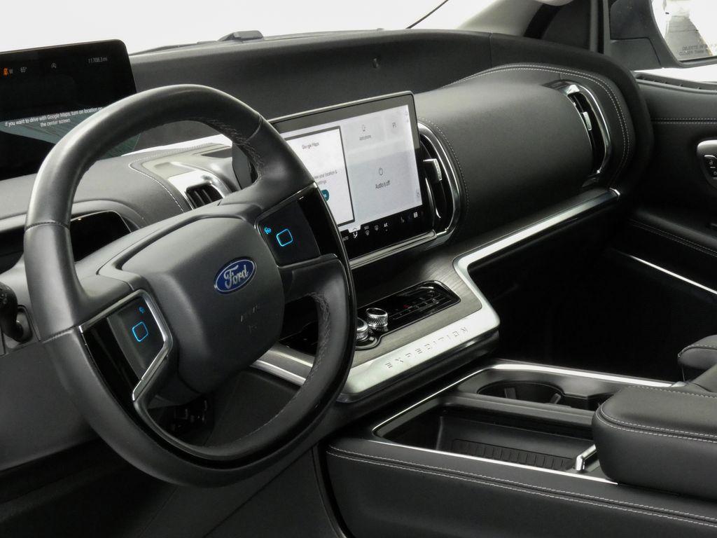 used 2025 Ford Expedition Max car, priced at $71,500