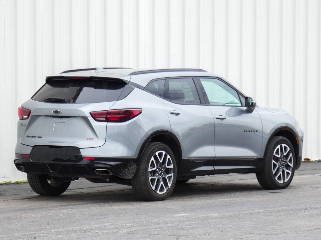 used 2025 Chevrolet Blazer car, priced at $35,995