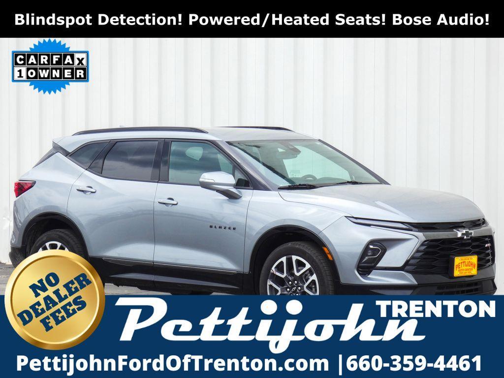 used 2025 Chevrolet Blazer car, priced at $35,995