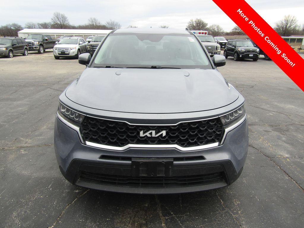 used 2022 Kia Sorento car, priced at $18,995