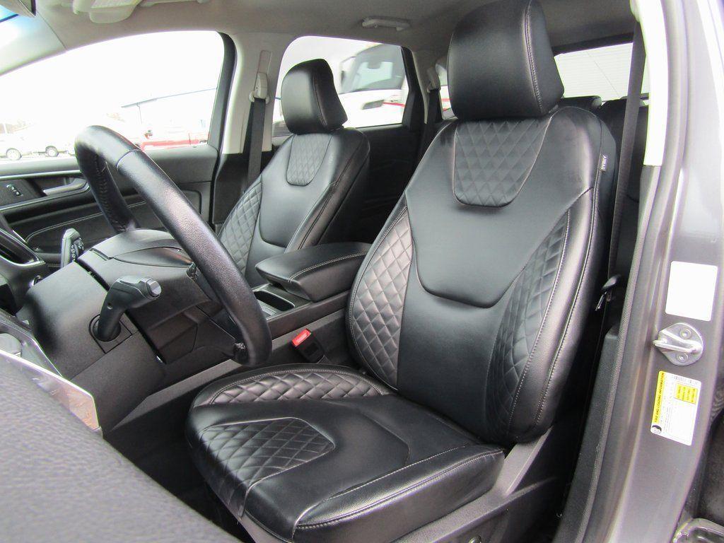 used 2024 Ford Edge car, priced at $30,000