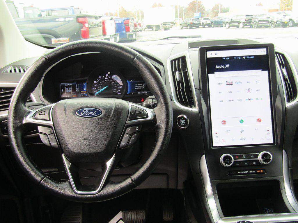 used 2024 Ford Edge car, priced at $30,000