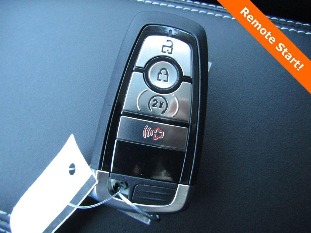 new 2025 Ford Bronco Sport car, priced at $34,586