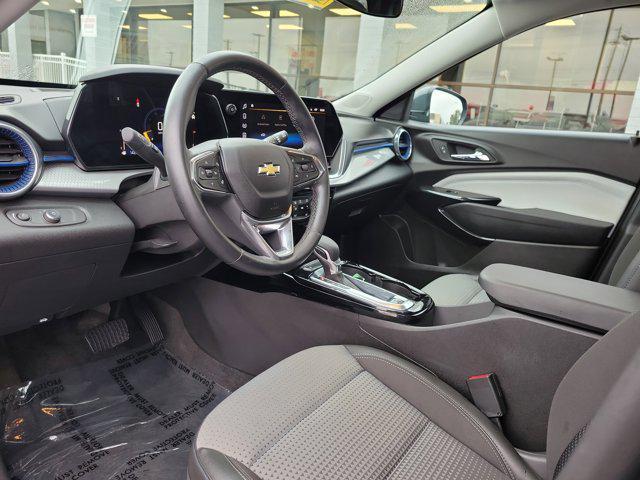 used 2025 Chevrolet Trax car, priced at $22,632