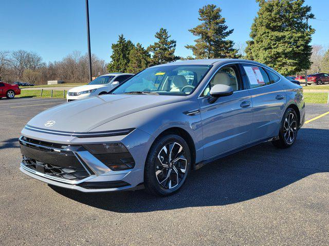 used 2025 Hyundai Sonata car, priced at $23,169