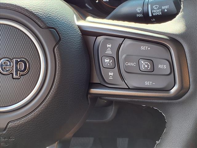 new 2025 Jeep Gladiator car, priced at $55,400